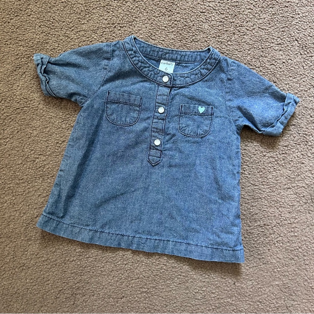 Old Navy 6mos Chambray Top Baby Girl Short Sleeved 3 Snaps